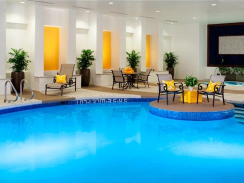 Sheraton Uptown By Marriott Hotel 4*